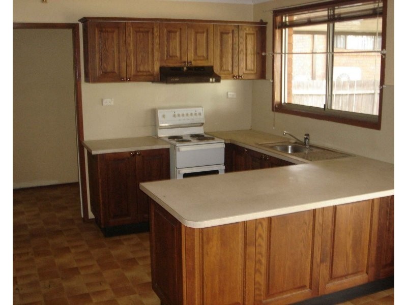 6 Ferraro Crescent, Edensor Park NSW 2176