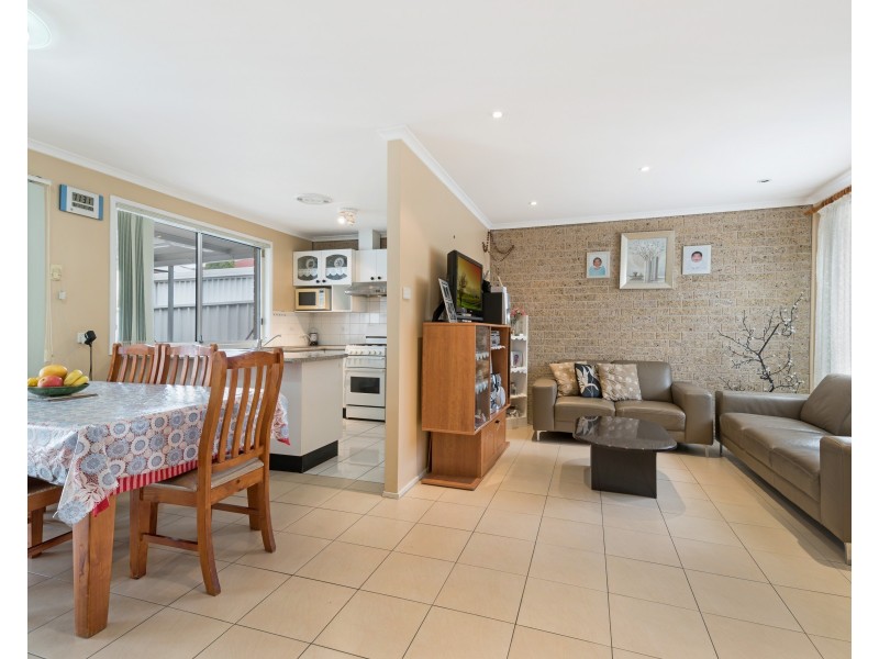 6A Aukane Street, Green Valley NSW 2168