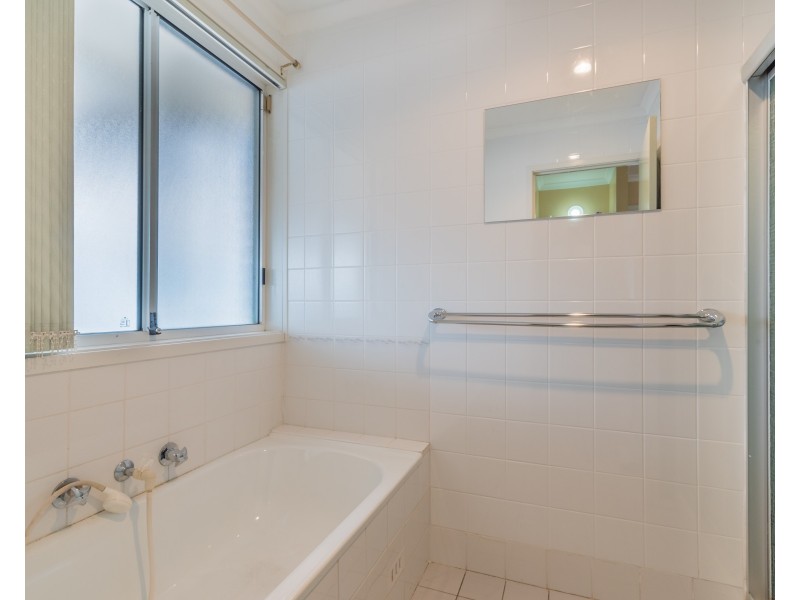 6A Aukane Street, Green Valley NSW 2168