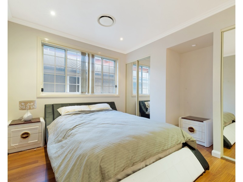 5 Bellerive Close, West Hoxton NSW 2171