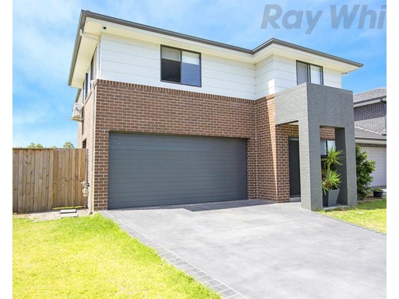 12 Sunday Circuit, Edmondson Park NSW 2174