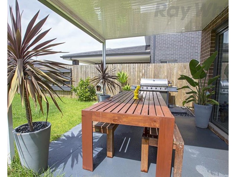 12 Sunday Circuit, Edmondson Park NSW 2174