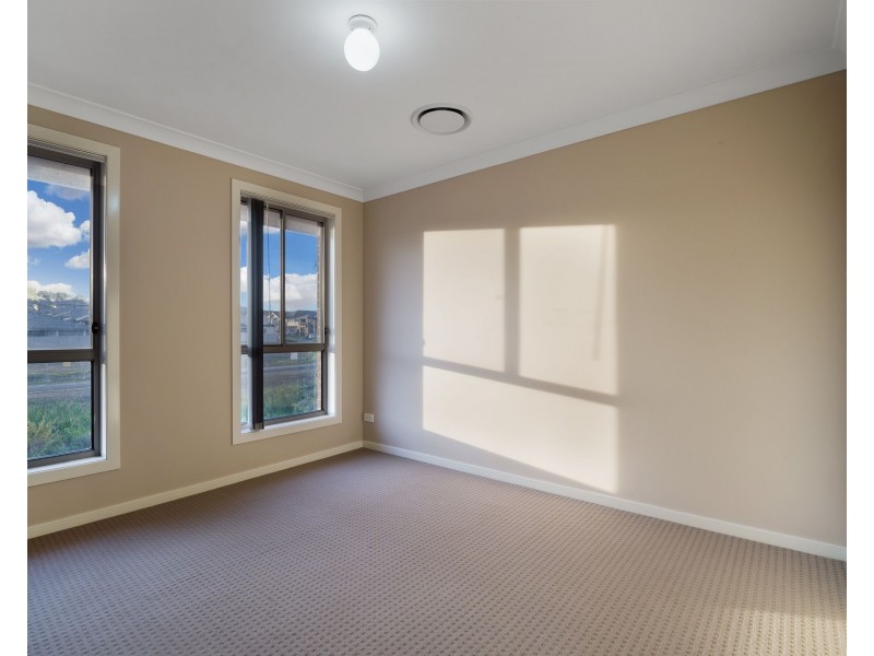 1 Bonython Avenue, Middleton Grange NSW 2171