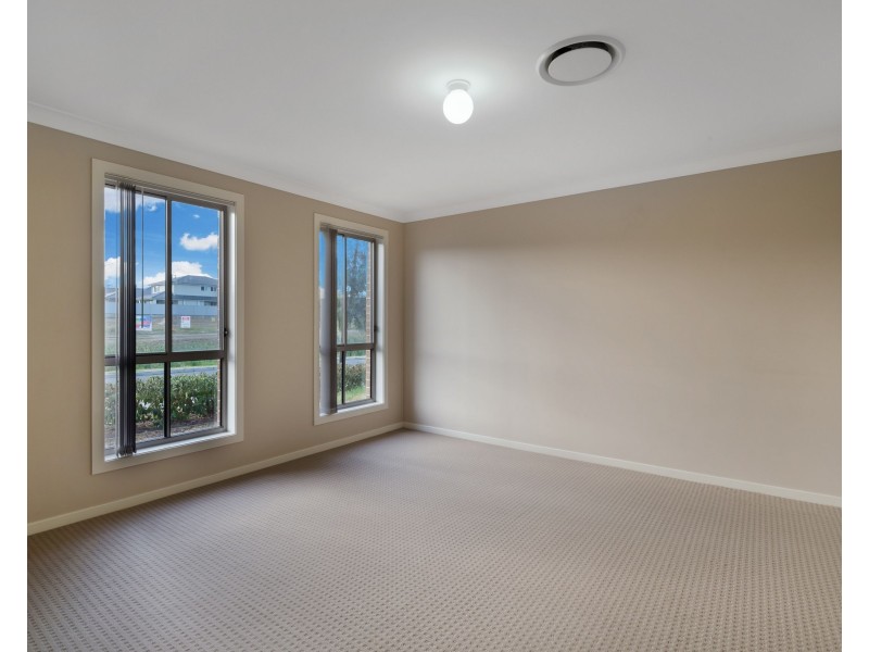 1 Bonython Avenue, Middleton Grange NSW 2171