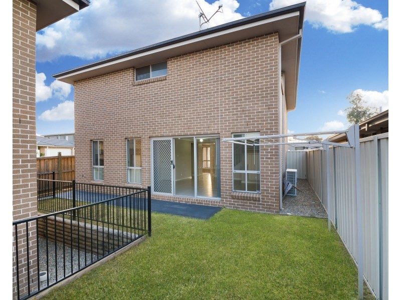 1 Bonython Avenue, Middleton Grange NSW 2171