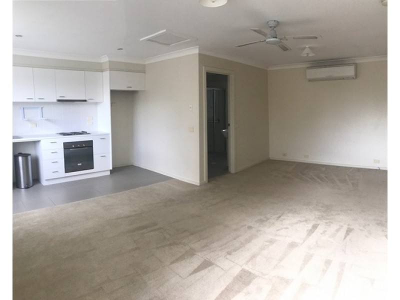 37a Cadman Avenue, West Hoxton NSW 2171