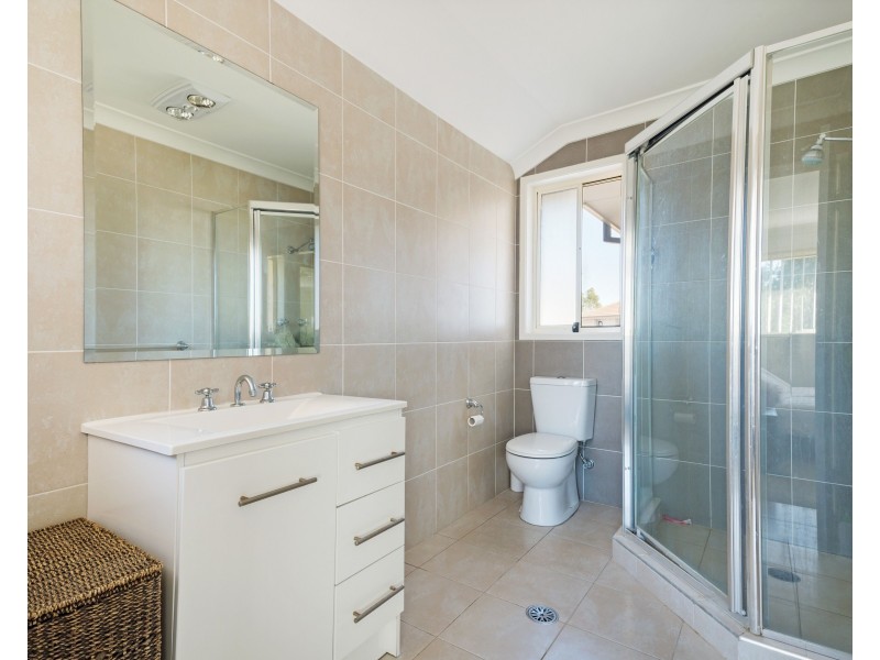 West Hoxton NSW 2171