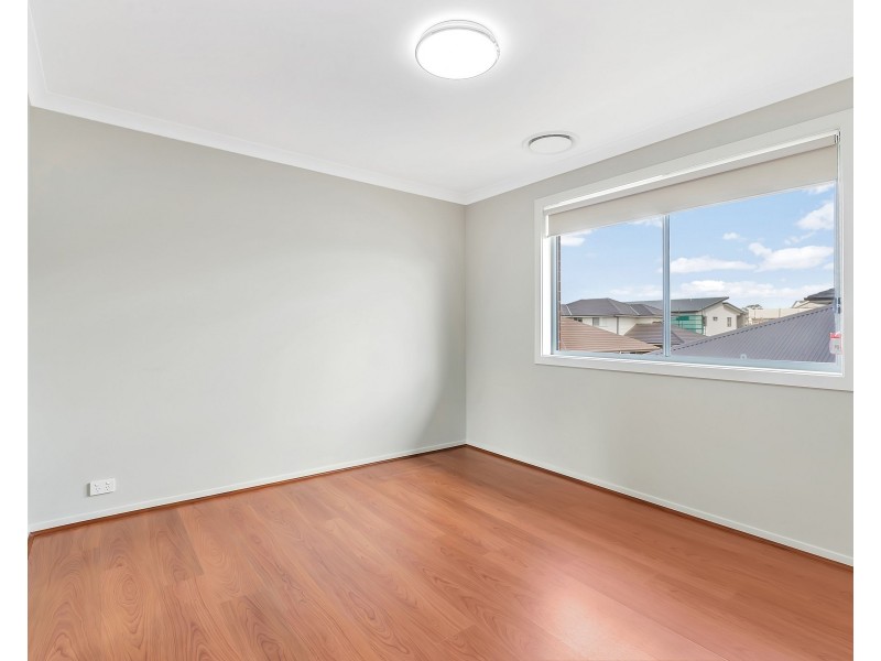 9 Crossley Avenue, Carnes Hill NSW 2171