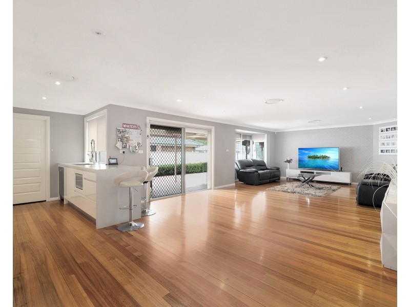 West Hoxton NSW 2171