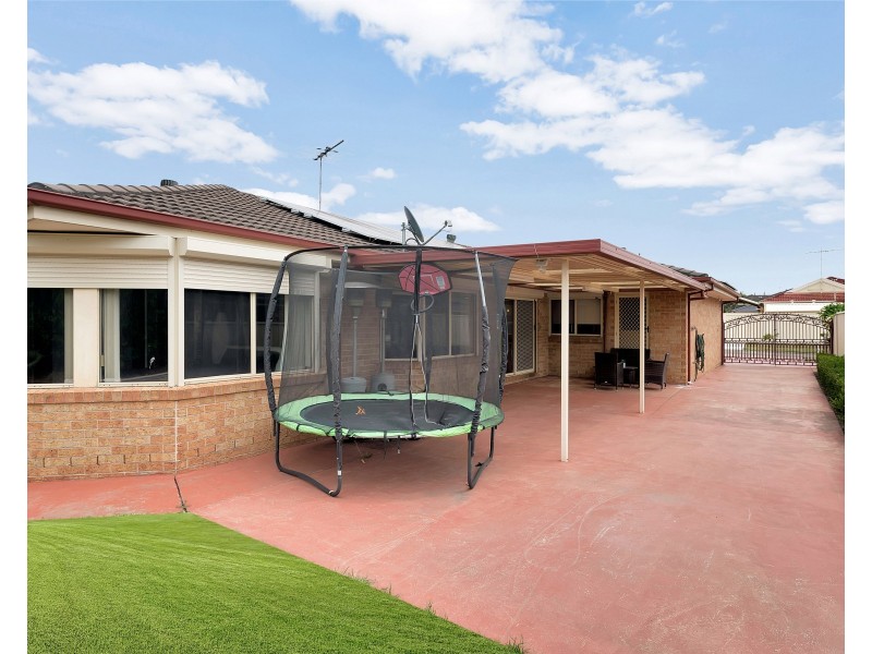 West Hoxton NSW 2171