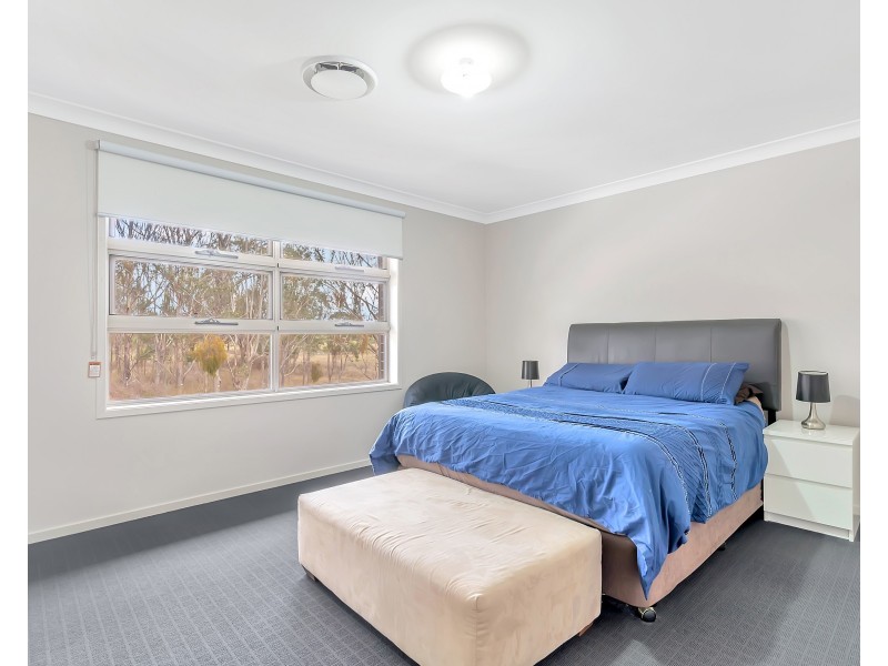 40 Diamond Hill Circuit, Edmondson Park NSW 2174