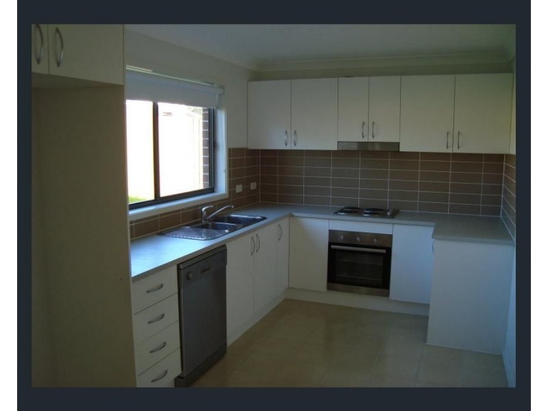 4 Kimberly Drive, Edmondson Park NSW 2174