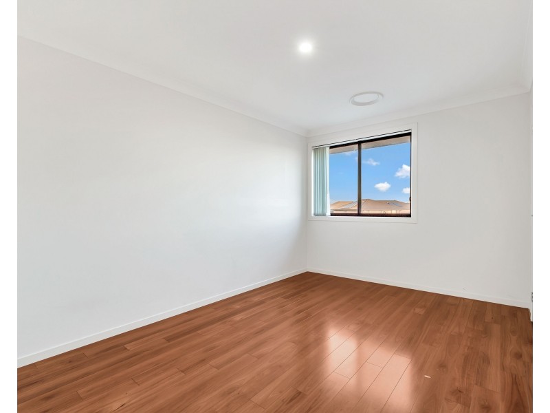 4 Redfern Street, Carnes Hill NSW 2171