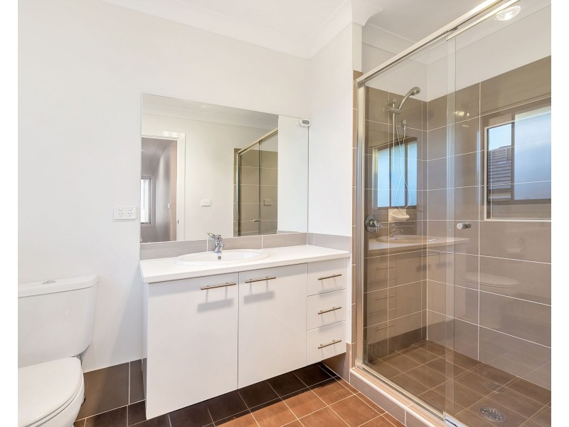 4 Redfern Street, Carnes Hill NSW 2171