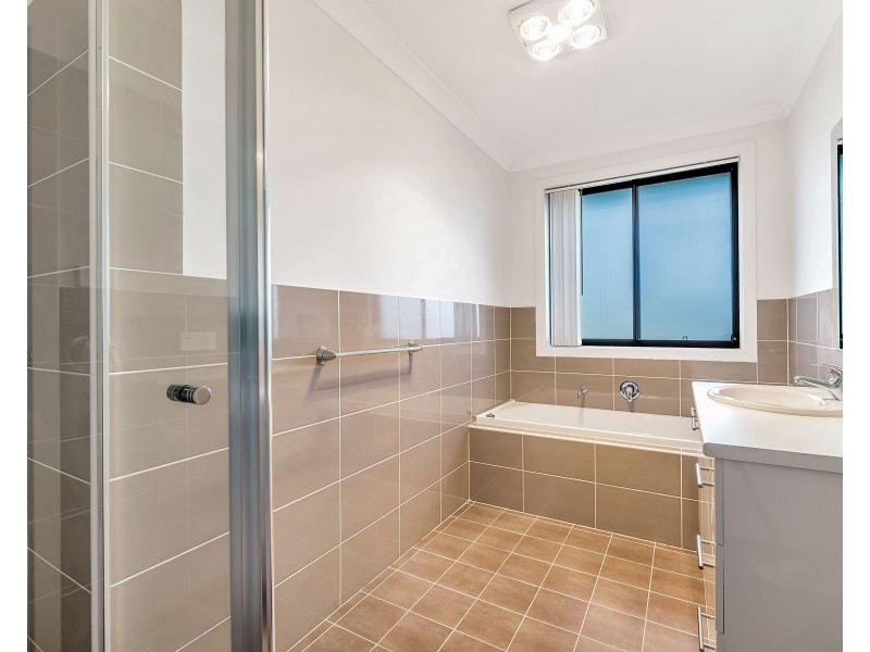 4 Redfern Street, Carnes Hill NSW 2171