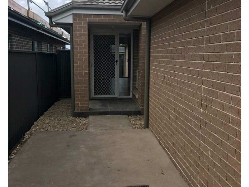 1610a Jardine Drive, Edmondson Park NSW 2174