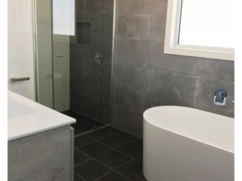 27 First Avenue, Hoxton Park NSW 2171