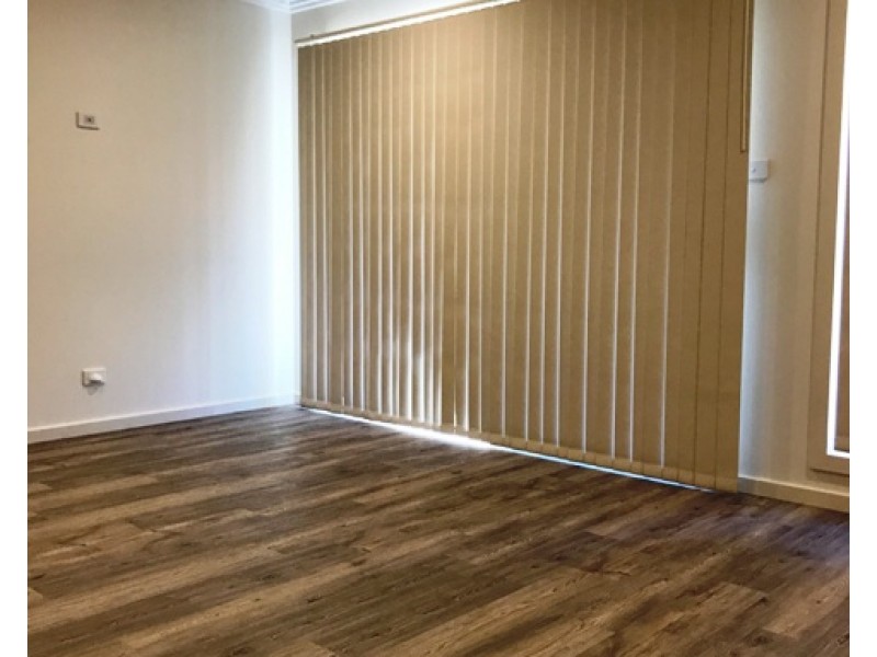 27 First Avenue, Hoxton Park NSW 2171