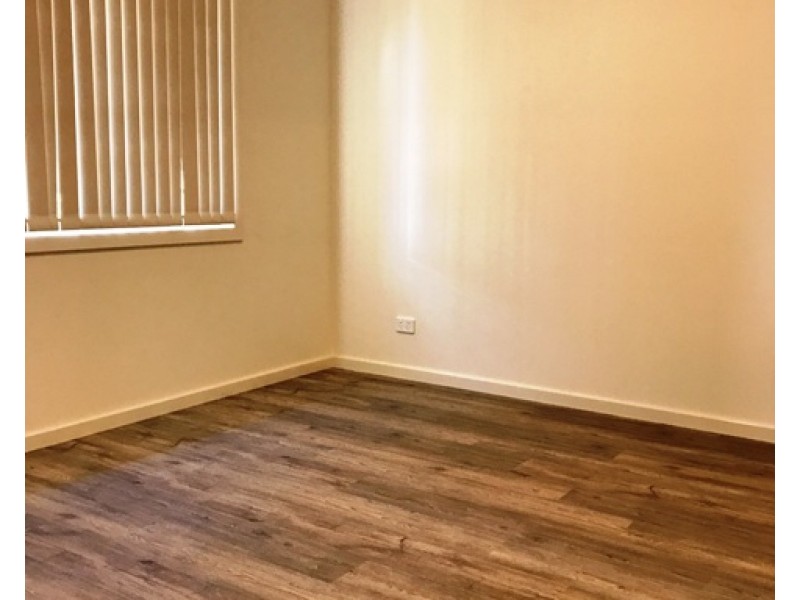 27 First Avenue, Hoxton Park NSW 2171