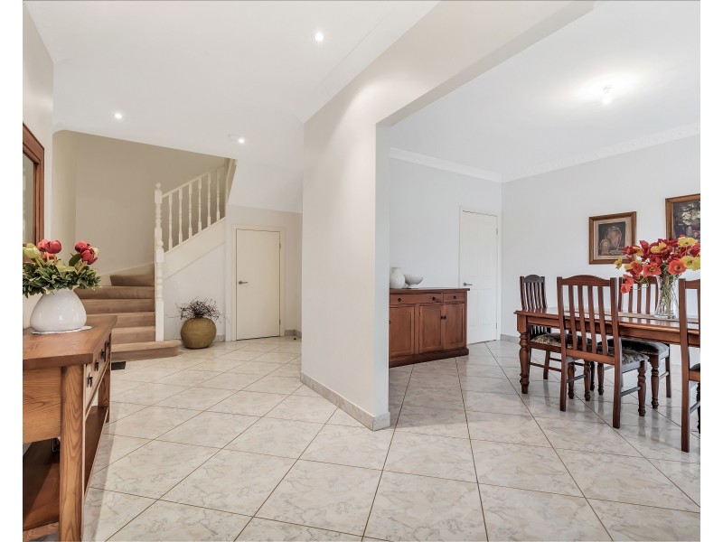 2 Carlton Road, Cecil Hills NSW 2171