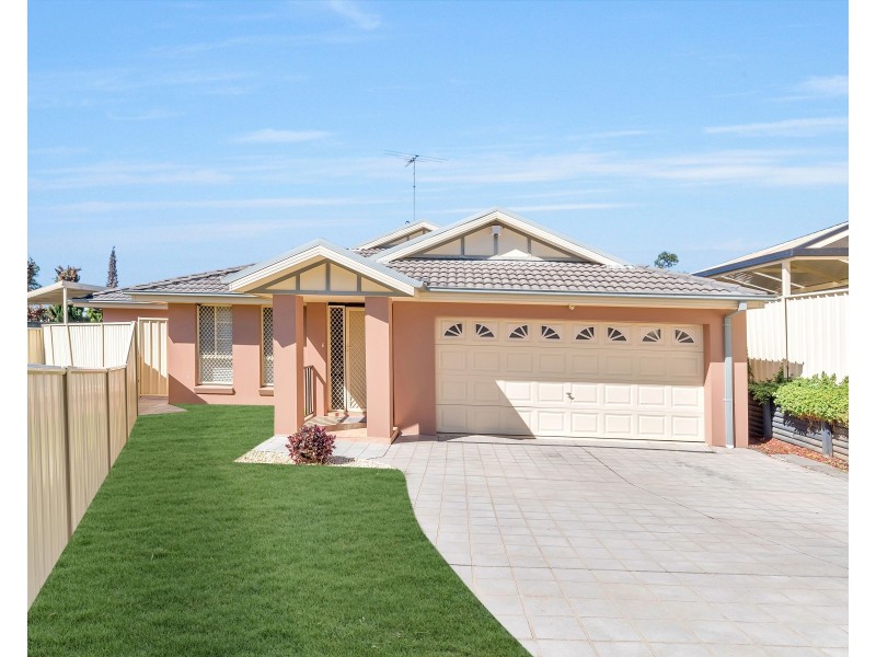 14 Ridgeway Close, West Hoxton NSW 2171
