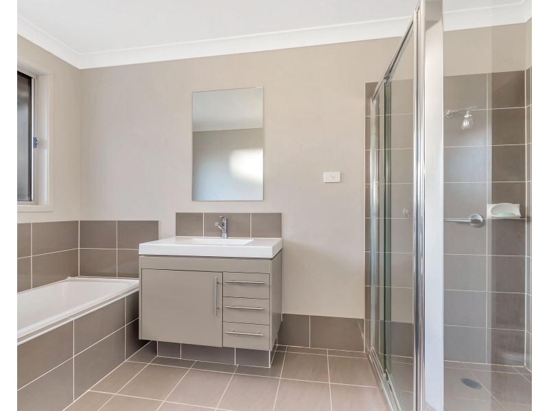 17 Moscow Road, Edmondson Park NSW 2174
