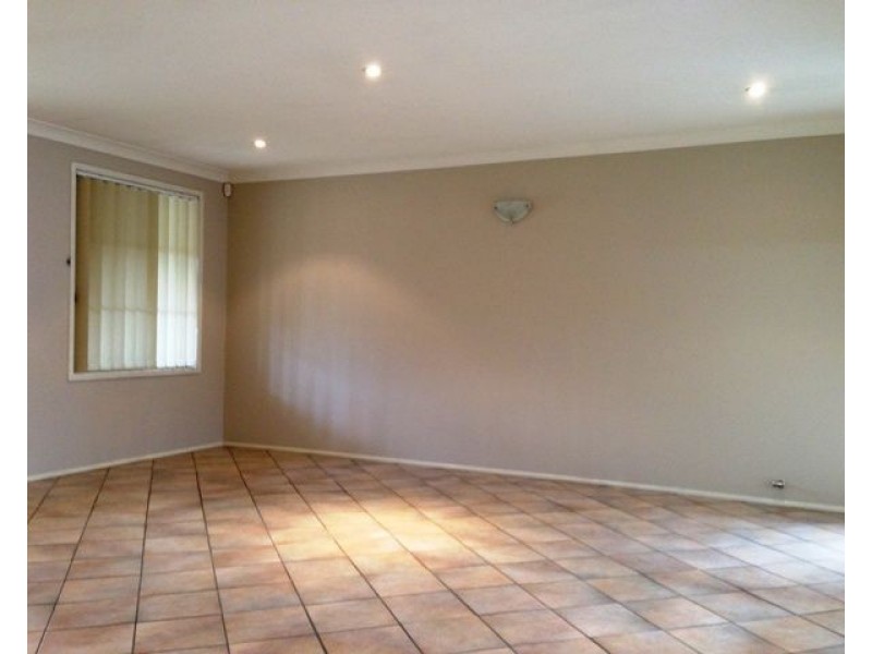 31 Brindabella Drive, Horningsea Park NSW 2171