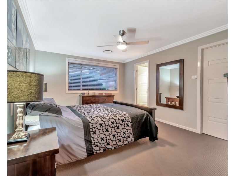 155 Middleton Drive, Middleton Grange NSW 2171