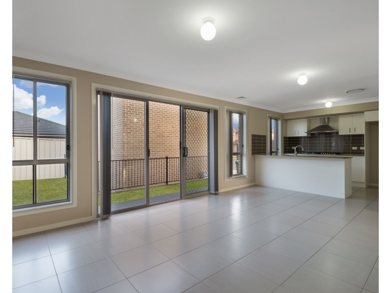 1 Bonython Avenue, Middleton Grange NSW 2171