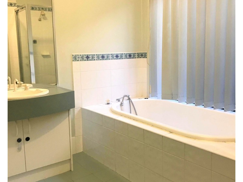 42 Joshua Moore Drive, Horningsea Park NSW 2171