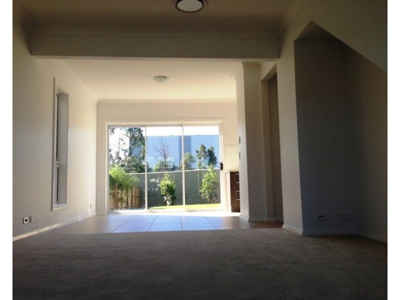 131 Hemsworth Avenue, Middleton Grange NSW 2171