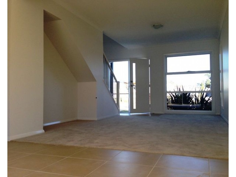 131 Hemsworth Avenue, Middleton Grange NSW 2171