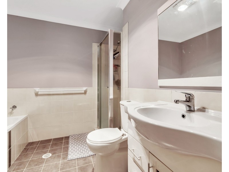 6/6-8 Mint Close, Casula NSW 2170