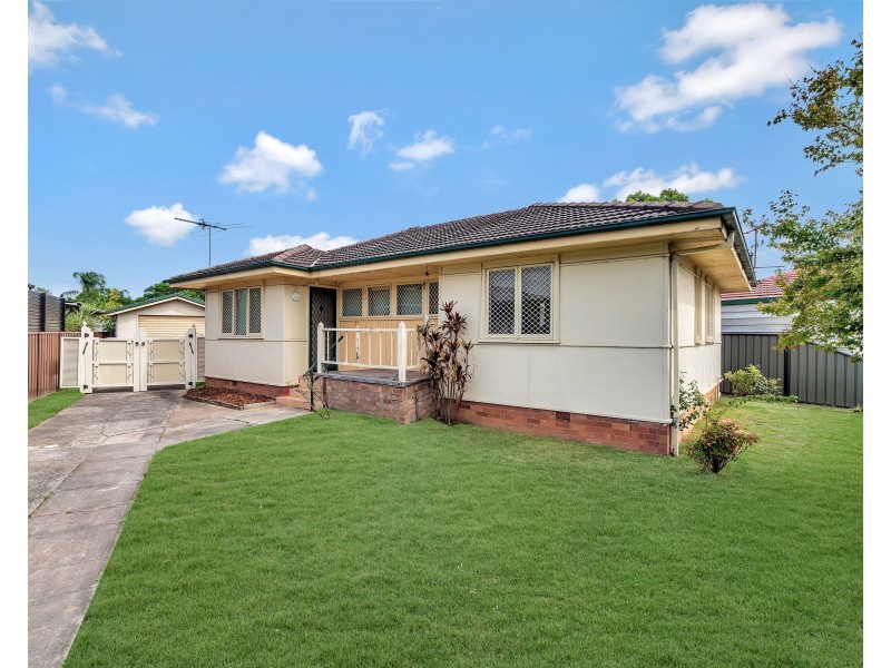 22 Nicholls Street, Warwick Farm NSW 2170