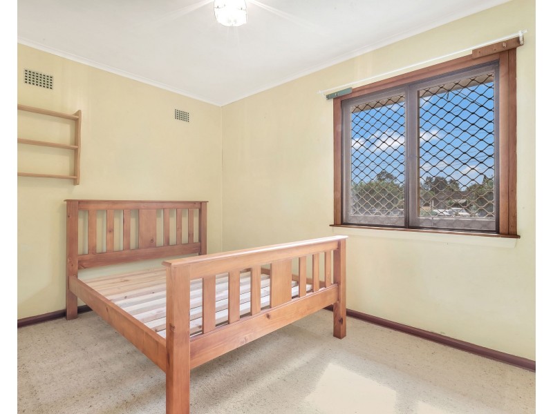 22 Nicholls Street, Warwick Farm NSW 2170