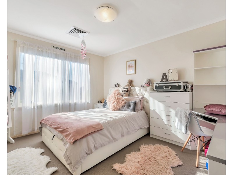 6 Perisher Street, Horningsea Park NSW 2171