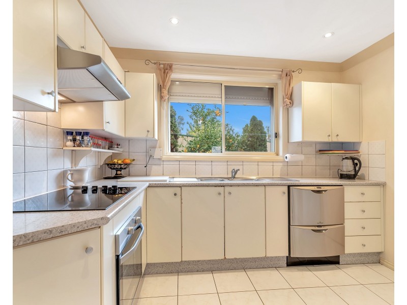 3 Aukane Street, Green Valley NSW 2168