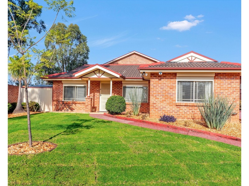 1/5 Corella Road, Green Valley NSW 2168