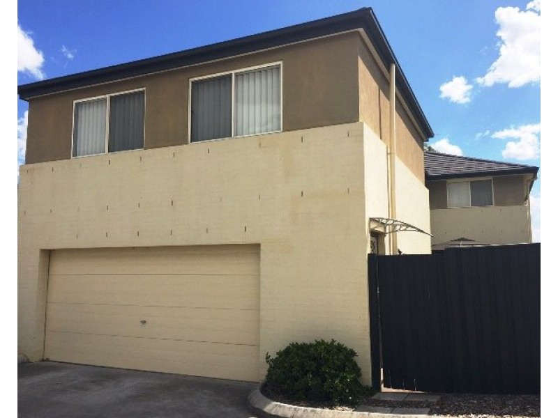 226a Carmichael Drive, West Hoxton NSW 2171