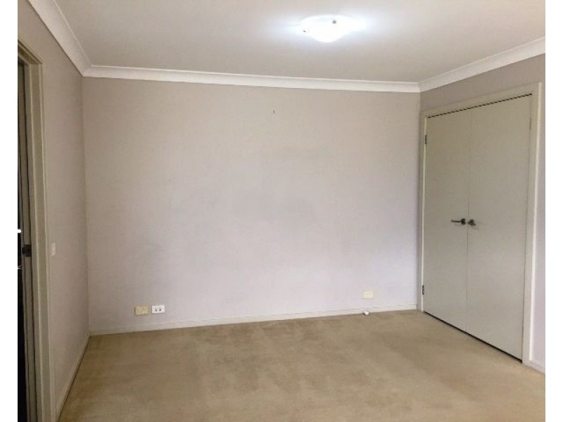 226a Carmichael Drive, West Hoxton NSW 2171