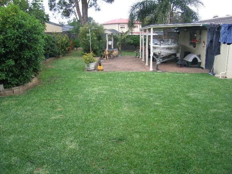 Lurnea NSW 2170