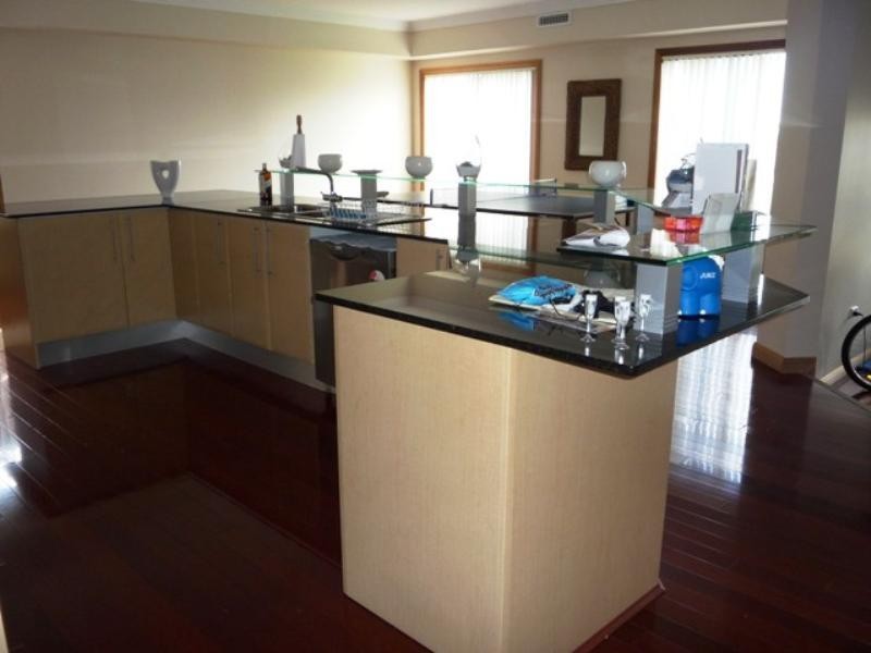 West Hoxton NSW 2171