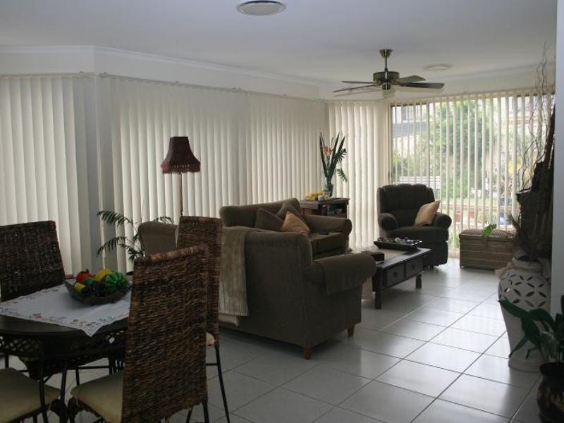 West Hoxton NSW 2171