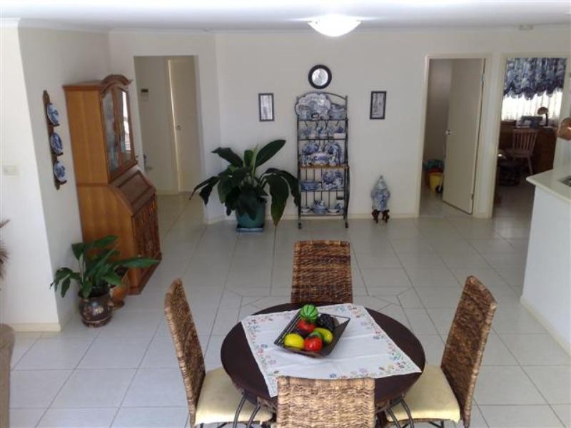 West Hoxton NSW 2171