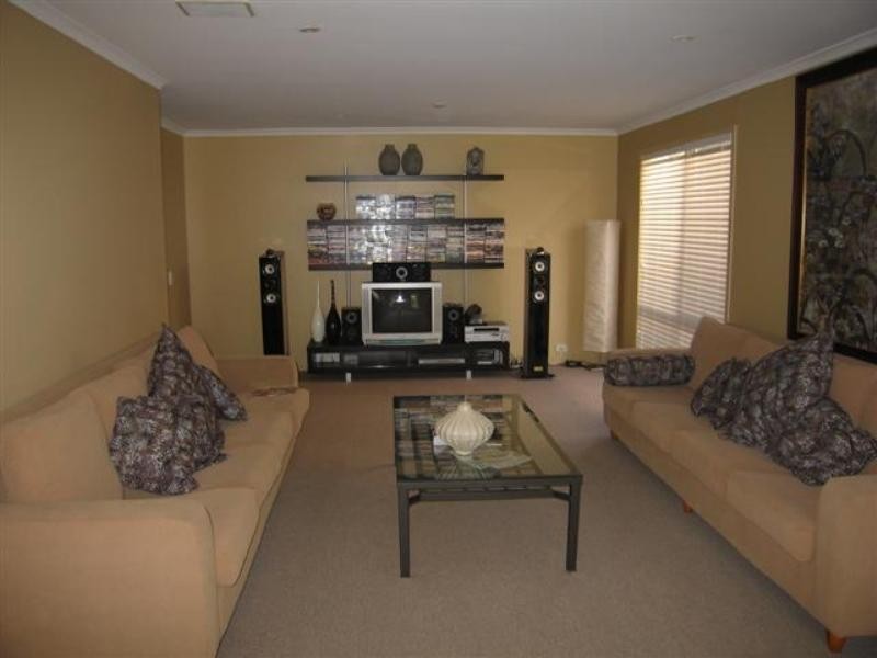 West Hoxton NSW 2171