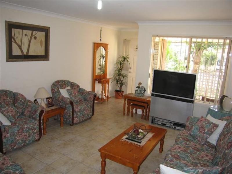 Hoxton Park NSW 2171