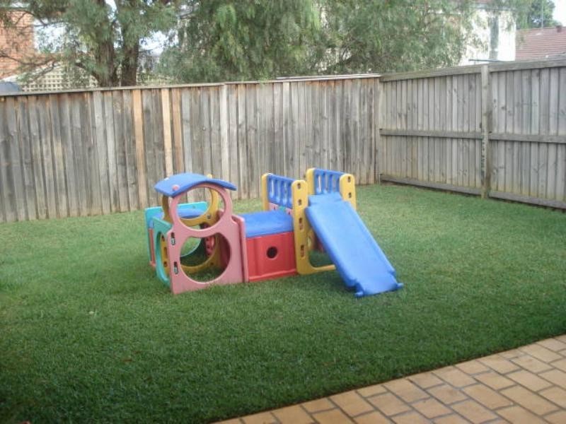 West Hoxton NSW 2171