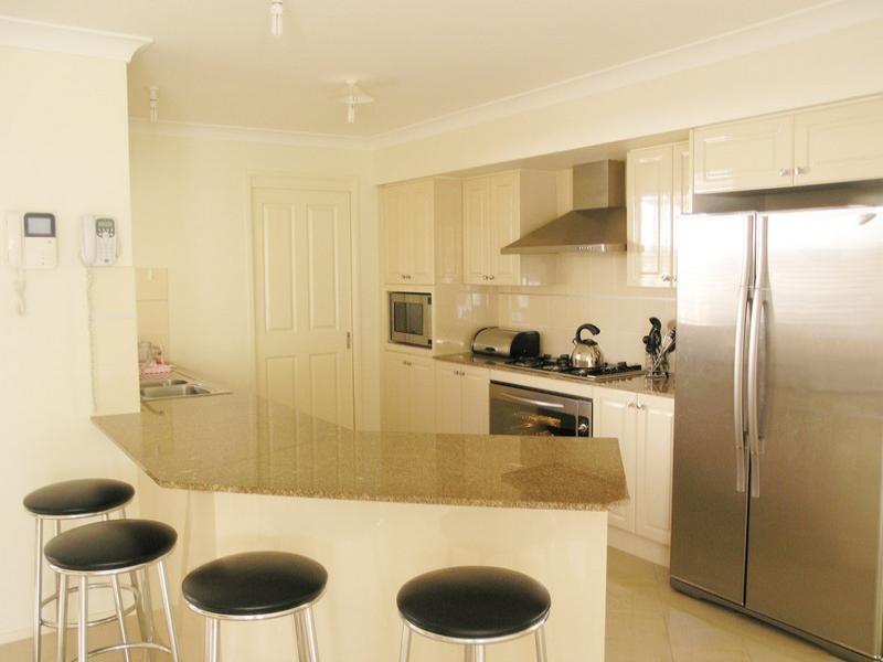 West Hoxton NSW 2171