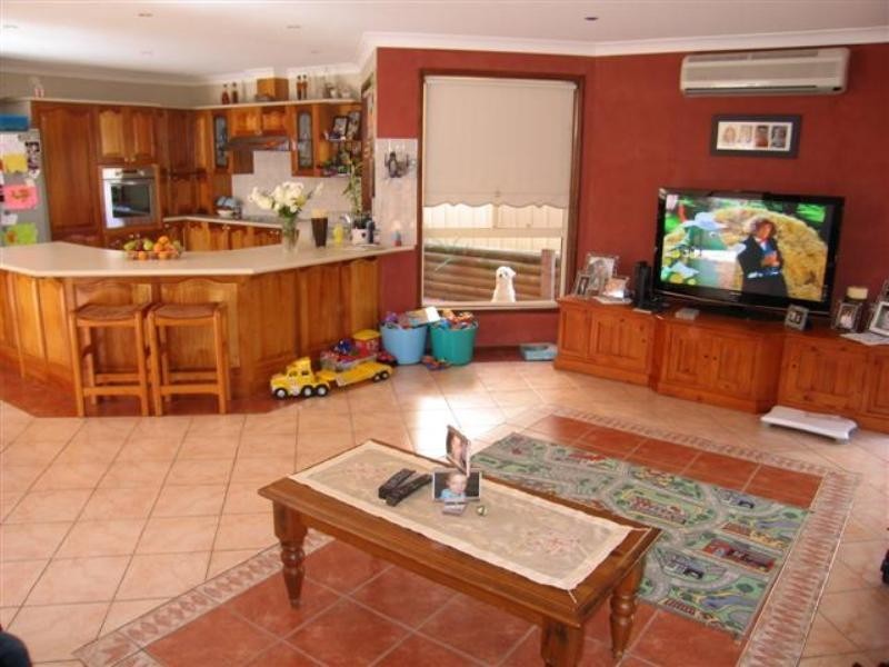 West Hoxton NSW 2171