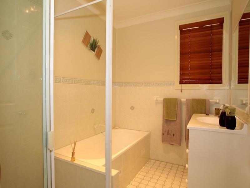Hoxton Park NSW 2171